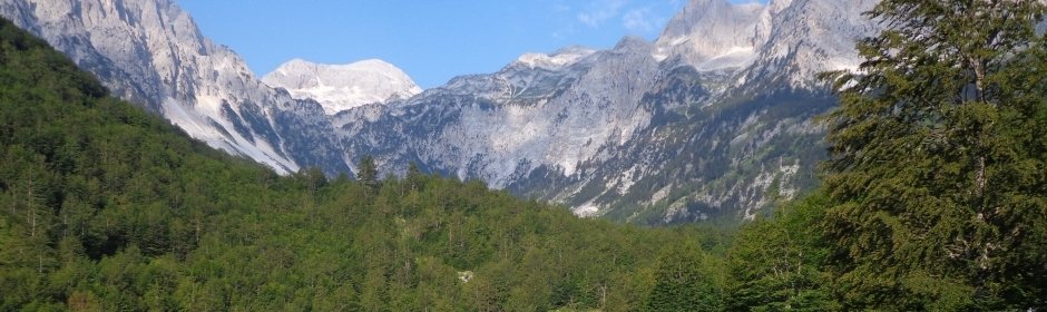 Nordalbanische Alpen bei Valbona Richtung Montenegro